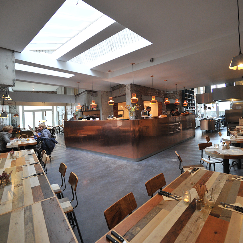 PIET HEIN EEK RESTAURANT ELLE Decoration UK