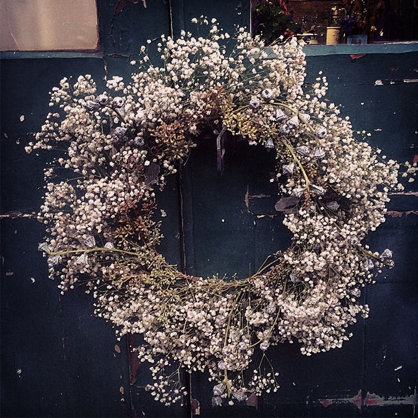Festive wreaths ELLE Decoration UK